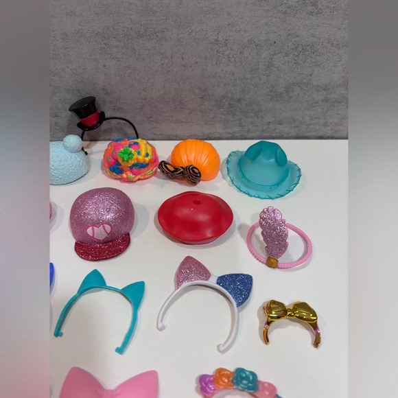 LOL Surprise Doll Hats Headbands Toys Miniature 16 Total - Picture 3 of 6